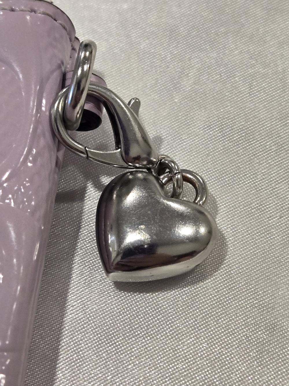 Coach Lavender Patent Leather Wristlet with Charm EUC - Picture 9 of 12
